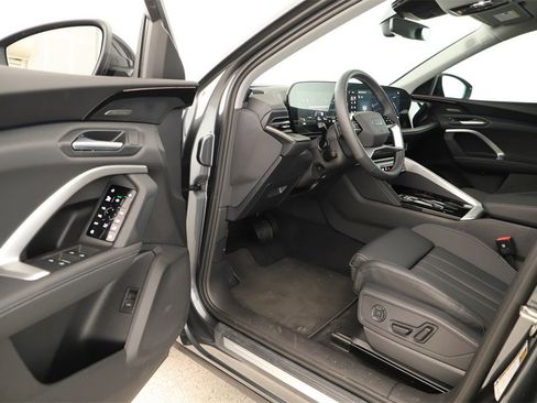 New 2025 Audi Q5 Premium Plus image 14