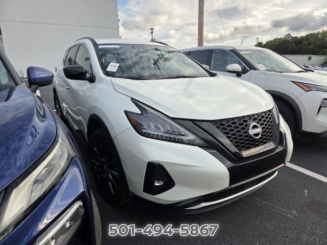 Used 2023 Nissan Murano SV w/ SV Midnight Edition Package FWD image 3