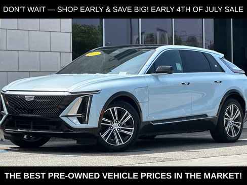 Used 2024 Cadillac Lyriq Luxury RWD image 8