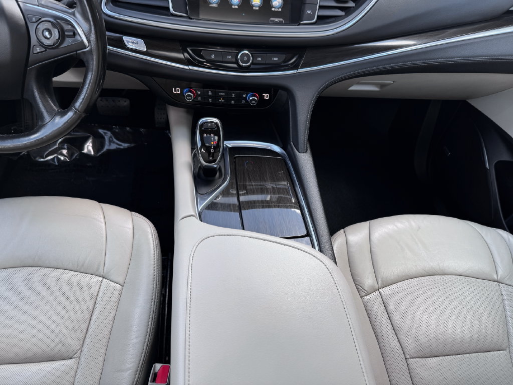 Used 2018 Buick Enclave Premium AWD/4WD image 35