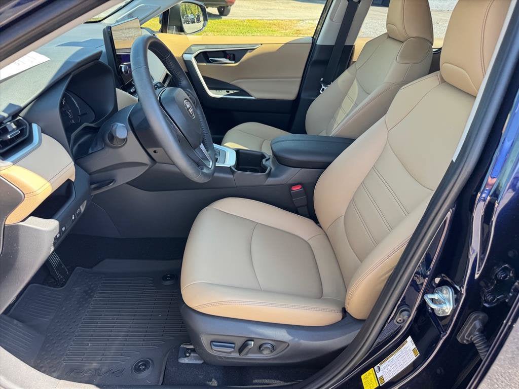 Used 2025 Toyota RAV4 XLE Premium w/ Weather Package AWD/4WD image 9