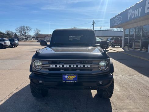 Used 2023 Ford Bronco Big Bend w/ Sasquatch Package image 9