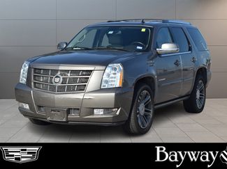 Used 2014 Cadillac Escalade Premium image 1