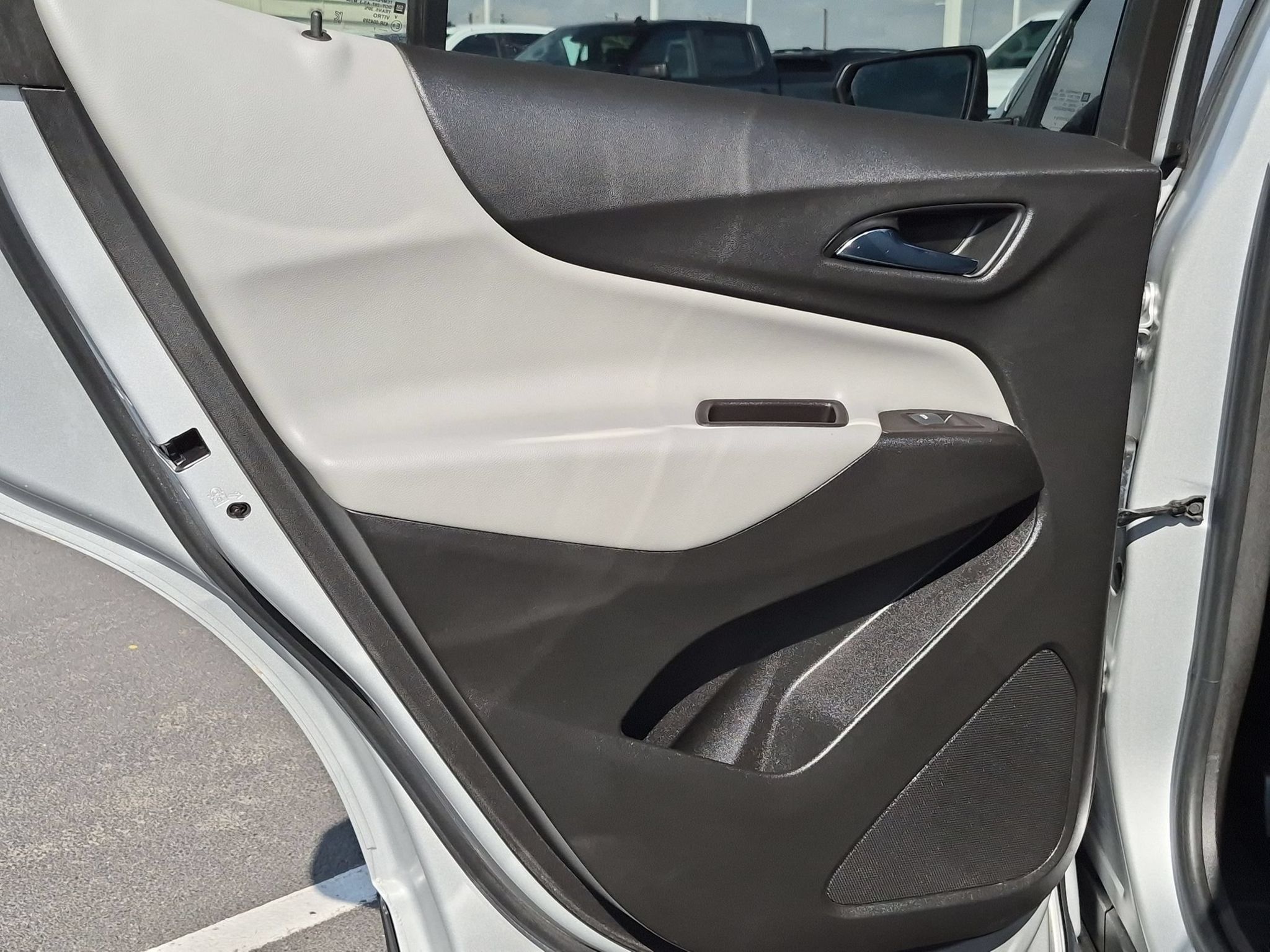 Certified 2022 Chevrolet Equinox LS w/ LS Convenience Package FWD image 15