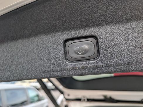 Used 2017 Ford Explorer Limited w/ Equipment Group 301A image 8