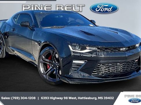 Used 2018 Chevrolet Camaro SS image 1