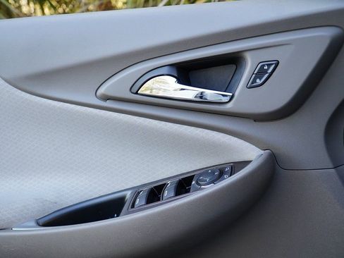 Used 2022 Chevrolet Malibu LS FWD image 26