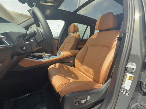 Used 2026 BMW X5 xDrive40i image 12