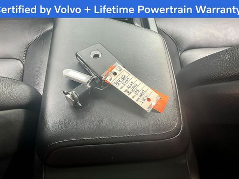 Used 2025 Volvo XC60 B5 Plus AWD/4WD image 14