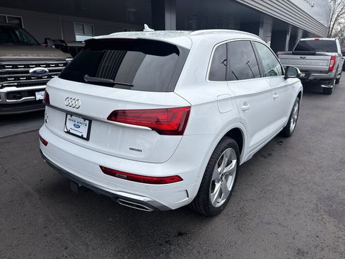 Used 2023 Audi Q5 2.0T Prestige w/ Prestige Package image 13