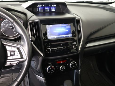 Used 2021 Subaru Forester Premium image 5