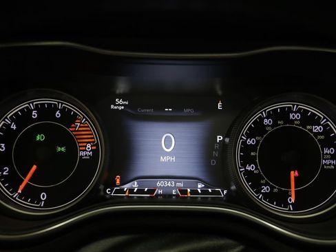 Used 2019 Jeep Cherokee Limited AWD/4WD image 7