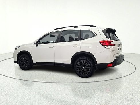Used 2019 Subaru Forester Limited AWD/4WD image 5