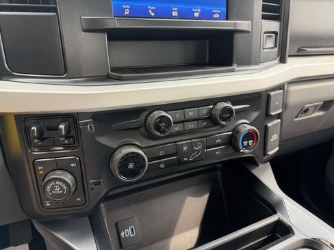 Used 2024 Ford F350 XLT w/ Tremor Off-Road Package AWD/4WD image 27