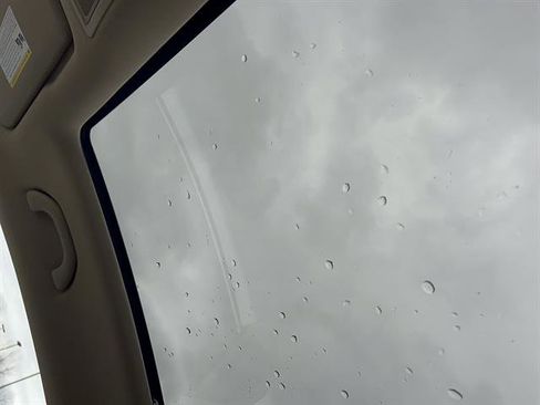 Used 2019 Volkswagen Beetle 2.0T SE w/ SE Premium Package image 26