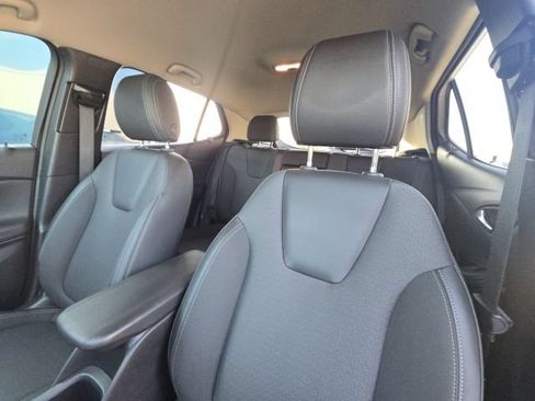 Used 2025 Buick Encore GX Preferred w/ Comfort Package FWD image 21