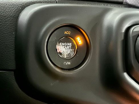 Used 2021 Jeep Gladiator Mojave w/ LED Lighting Group image 12