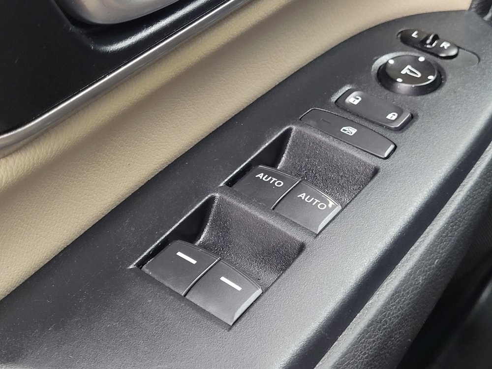 Used 2019 Honda CR-V Touring image 27