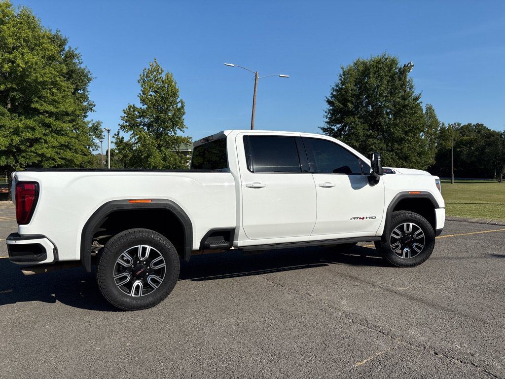 Used 2021 GMC Sierra 2500 AT4 w/ AT4 Premium Plus Package AWD/4WD image 6