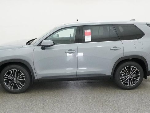 New 2026 Toyota Grand Highlander AWD Hybrid image 9
