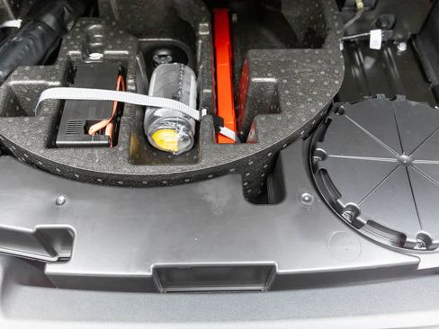 Used 2023 Lamborghini Urus Performante image 43