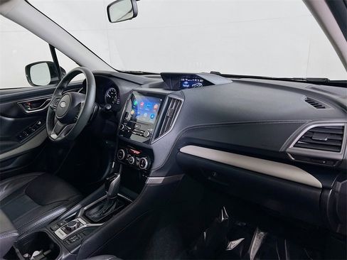 Used 2023 Subaru Forester Limited image 27
