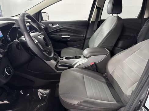 Used 2016 Ford Escape SE w/ Equipment Group 201A AWD/4WD image 5