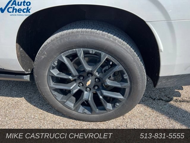 Used 2024 Chevrolet Suburban High Country w/ Advanced Technology Package AWD/4WD image 5