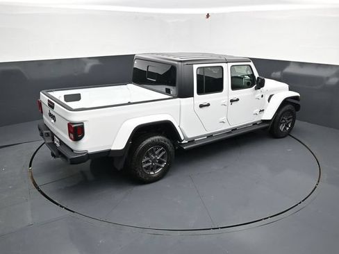New 2026 Jeep Gladiator Sport AWD/4WD image 46