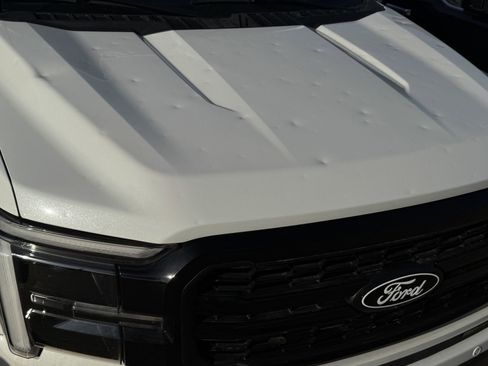 Used 2025 Ford F150 Lariat w/ Equipment Group 502A High image 9