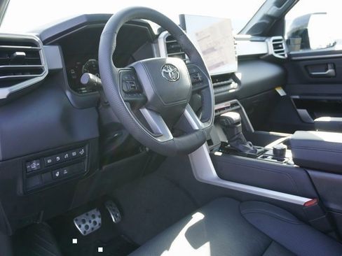 New 2025 Toyota Tundra Limited image 23
