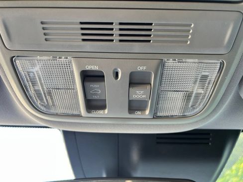Used 2020 Honda CR-V EX image 36