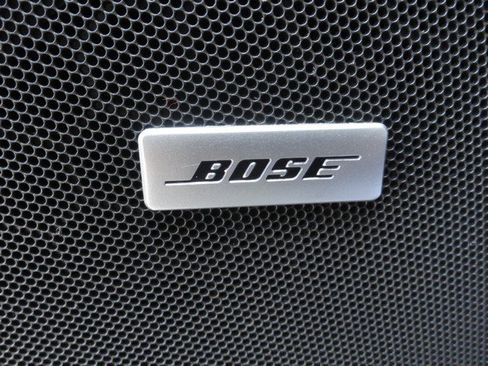 Used 2022 Chevrolet Suburban RST w/ Sport Performance Package AWD/4WD image 26