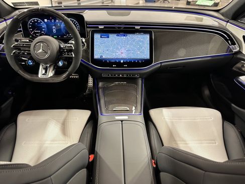 New 2026 Mercedes-Benz E 53 AMG e 4MATIC Sedan image 4