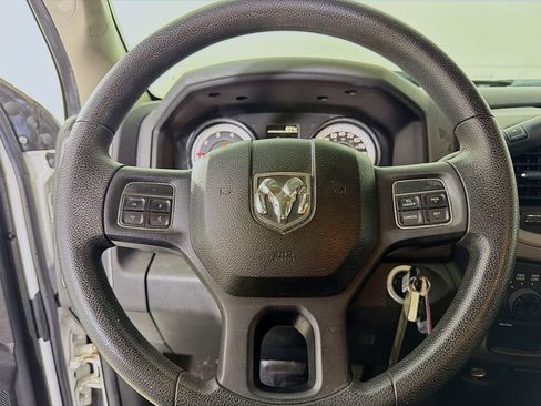Used 2014 RAM 1500 Express AWD/4WD image 14