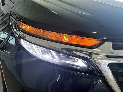 Used 2024 Chevrolet Equinox LS image 31