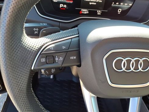 Used 2021 Audi SQ5 Prestige w/ Prestige Package image 16