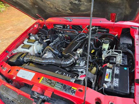 Used 2003 Ford Ranger XL image 10
