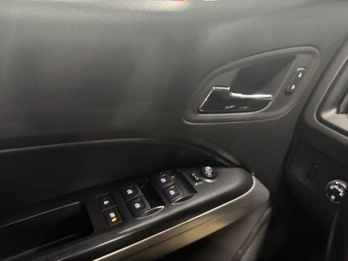 Used 2022 Chevrolet Colorado ZR2 w/ ZR2 Midnight Special Edition image 19