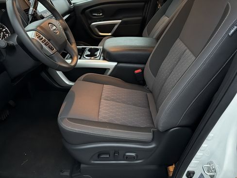 Used 2024 Nissan Titan SV w/ Accessory Utility Package image 9