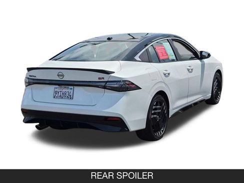 Used 2026 Nissan Sentra SR w/ Floor Mat Package FWD image 9