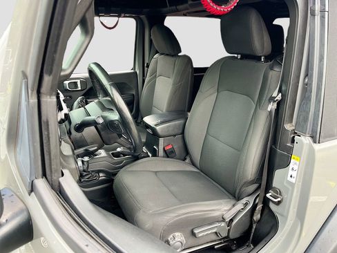 Certified 2018 Jeep Wrangler Sport AWD/4WD image 20