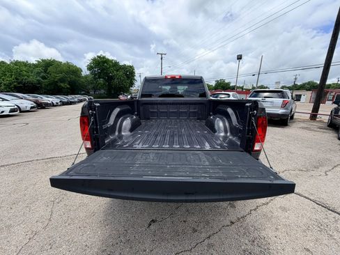 Used 2019 RAM 1500 Tradesman RWD image 12