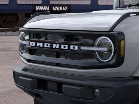 New 2026 Ford Bronco Outer Banks AWD/4WD image 18