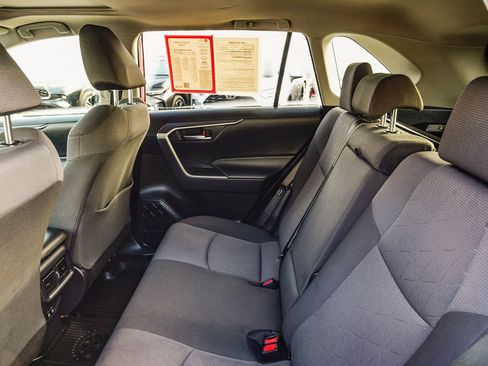 Certified 2019 Toyota RAV4 XLE image 22