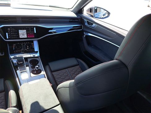 New 2026 Audi RS 6 performance image 24