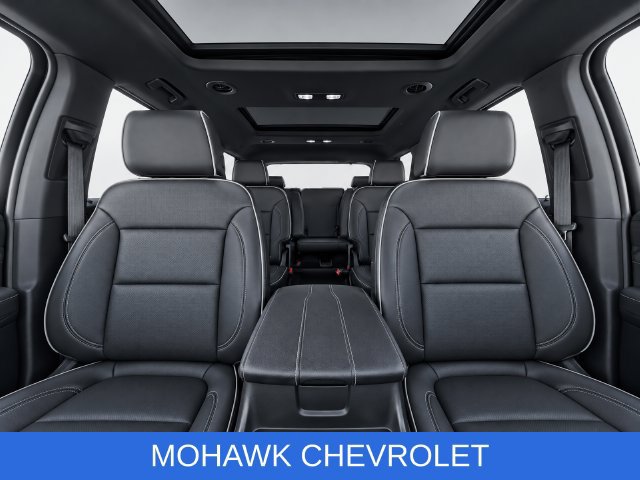 Certified 2024 Chevrolet Traverse Premier w/ Redline Edition AWD/4WD image 14