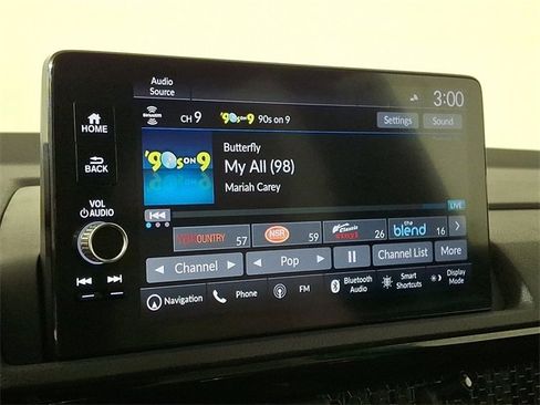 Used 2023 Honda CR-V Sport Touring image 3