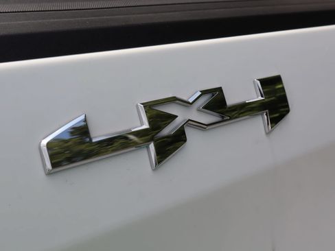 Used 2026 GMC Sierra 1500 SLT AWD/4WD image 54