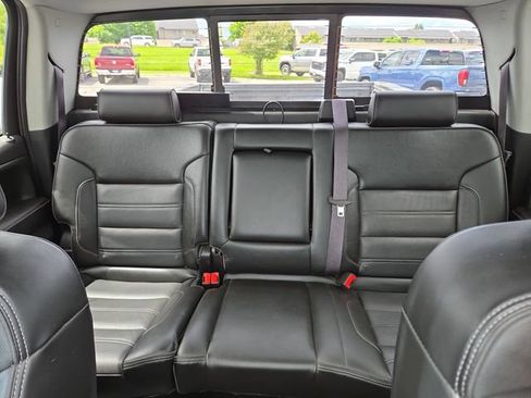 Used 2016 GMC Sierra 2500 Denali w/ Duramax Plus Package AWD/4WD image 28